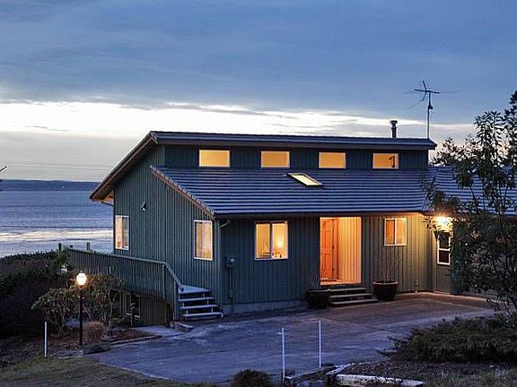 Big views of Puget Sound