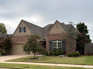 7710 E 109th Pl, Tulsa, OK 74133