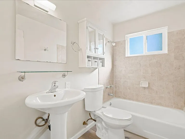 5121 Earls Ct — Photo 14
