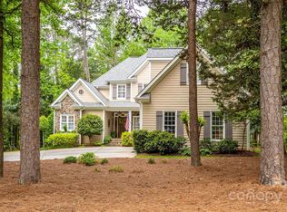 19729 Callaway Hills Ln, Davidson, NC 28036