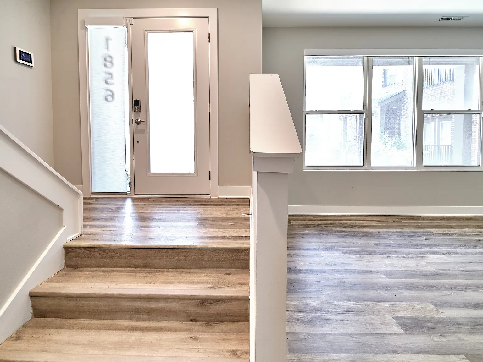 3 bed, 1317 sqft, $3,000 — Photo 3