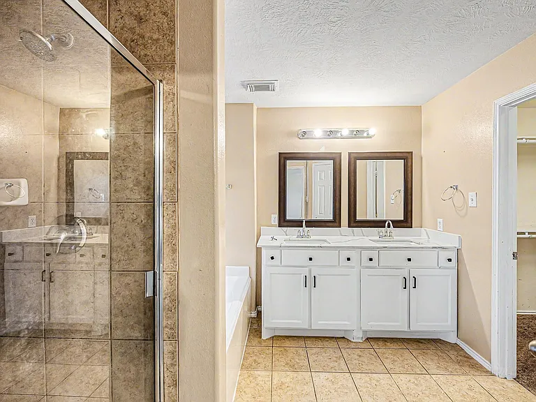 18114 Sorrell Oaks Ln — Photo 22