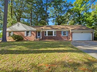 2904 Prince Of Wales Dr, Chesapeake, VA 23321