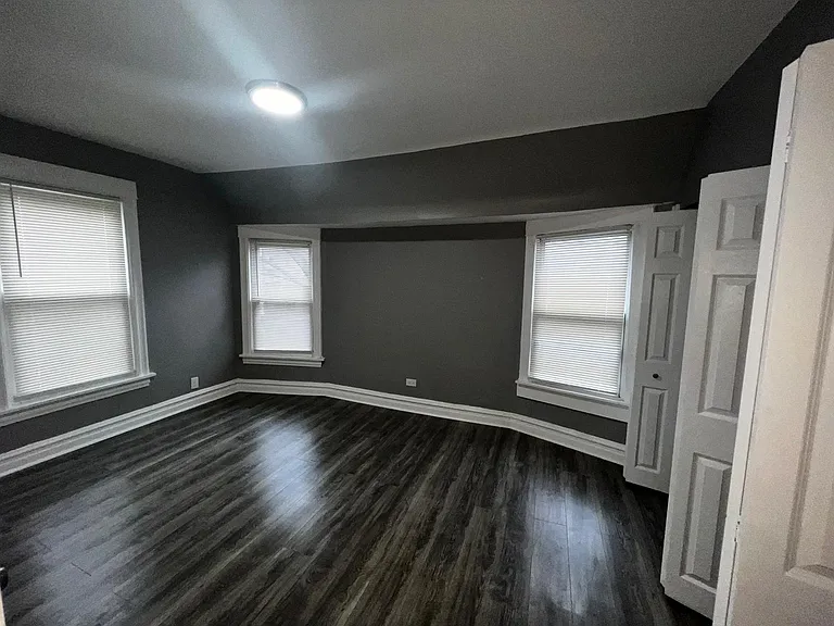 709 N Laramie Ave — Photo 7