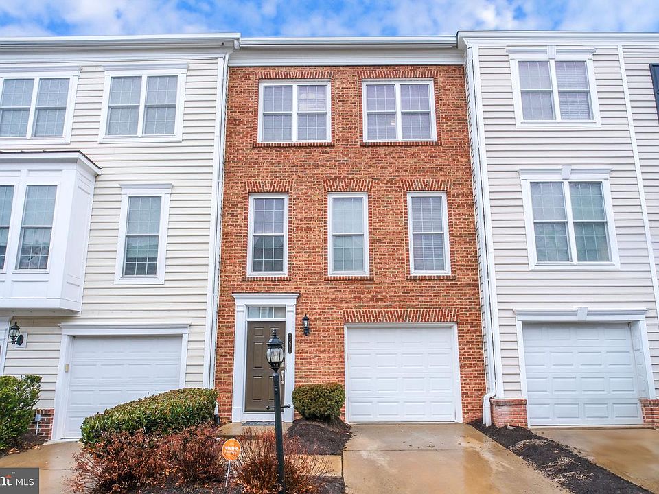 1st image of 14671 Crossfield Way