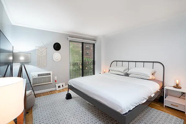 Sold by Keller Williams NYC | media 8