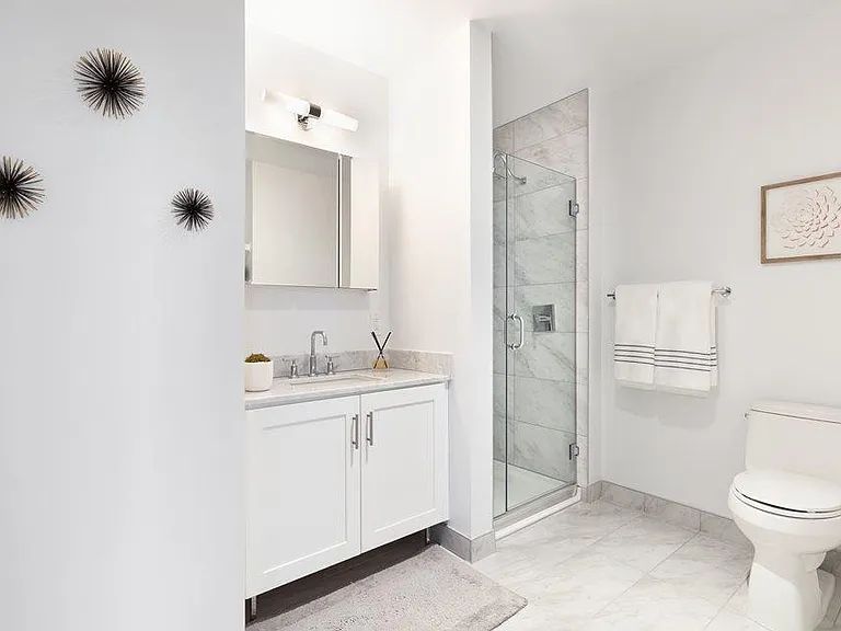 69 Bay St #8-01 — Photo 19