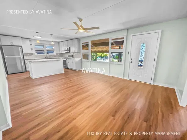1364 Akamai St, Kailua, HI 96734