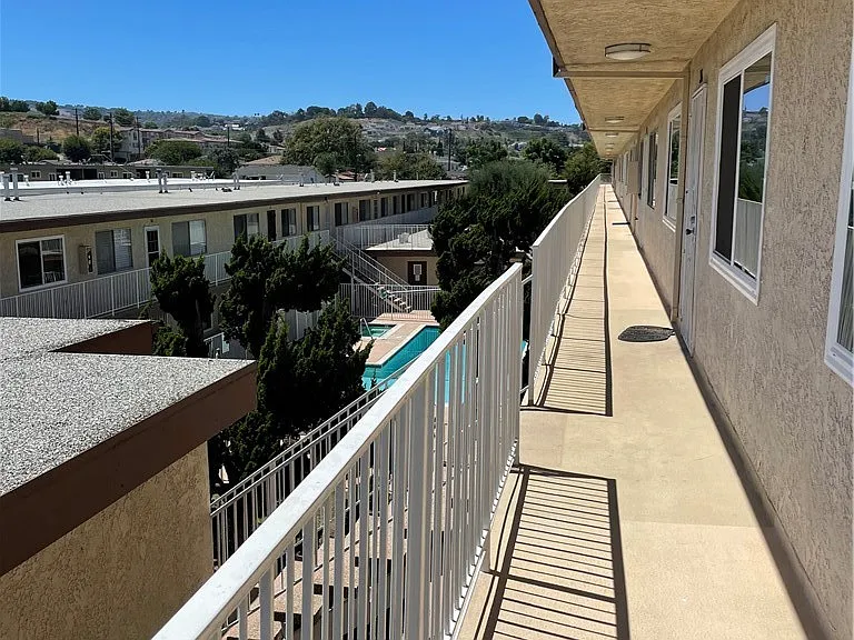 25925 Narbonne Ave #35 — Photo 2