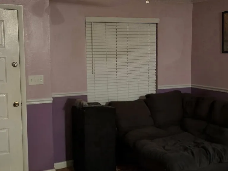 3719 Farnham Ct — Photo 6