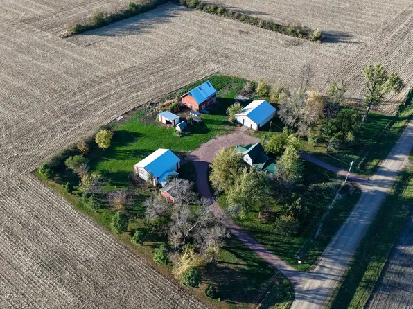 27707 330th Ave, Westbrook, MN 56183