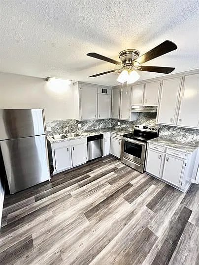 41 Eveland Ave #A — Photo 3