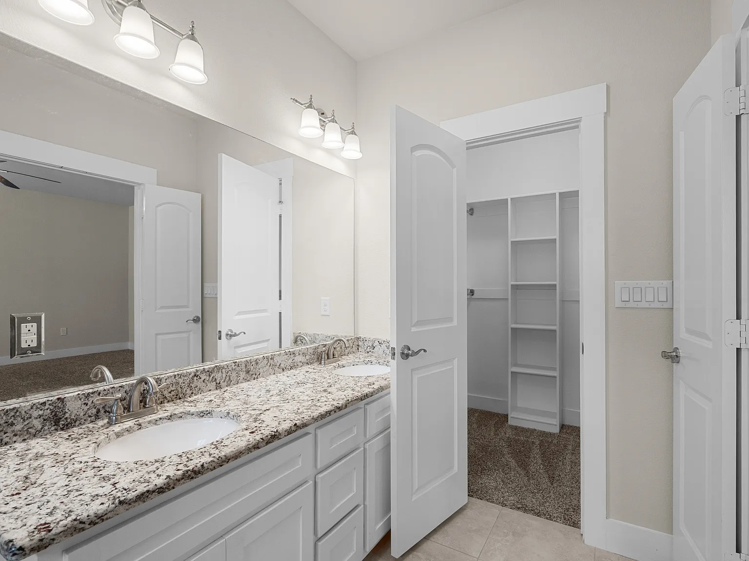 301 Lily Lane - 1 — Photo 3