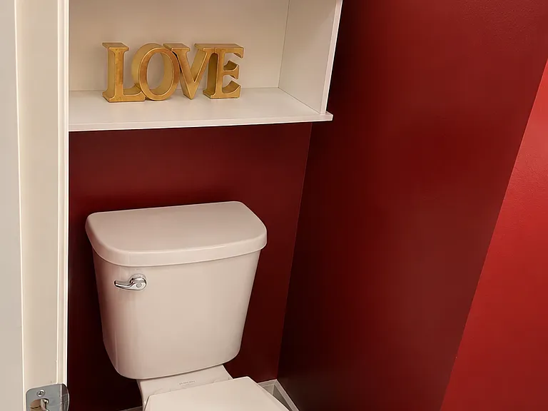Powder room