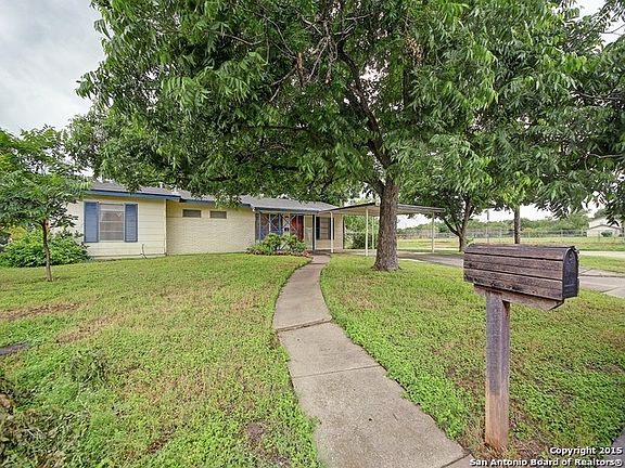 2nd image of 602 Kopplow Pl