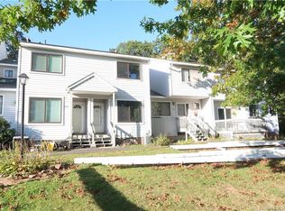 326 Cypress Rd #326, Newington, CT 06111