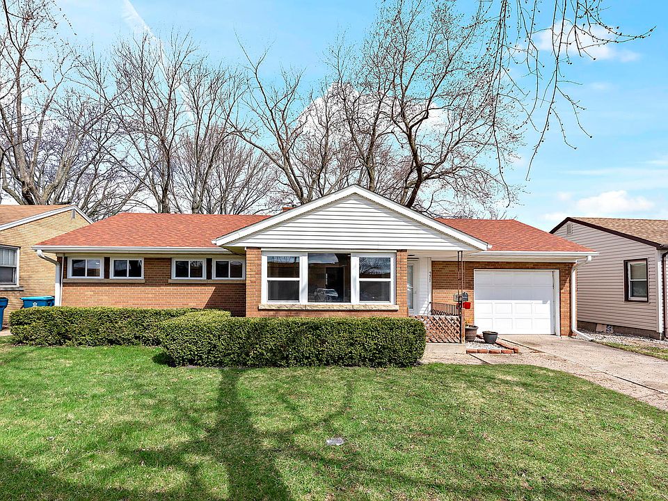 771 W Brookmont Blvd, Bradley, IL 60915 Zillow