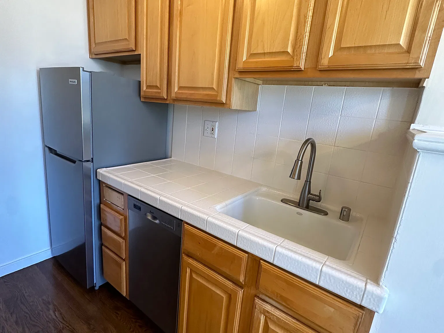 Tudor Hall Apartments — Photo 3