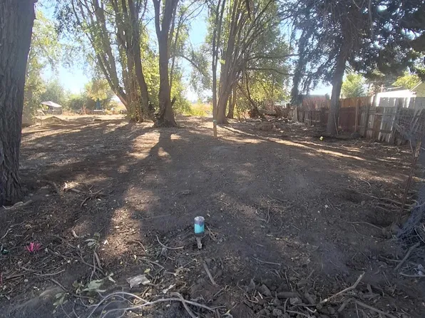 422 E Q St, Yakima, WA 98901