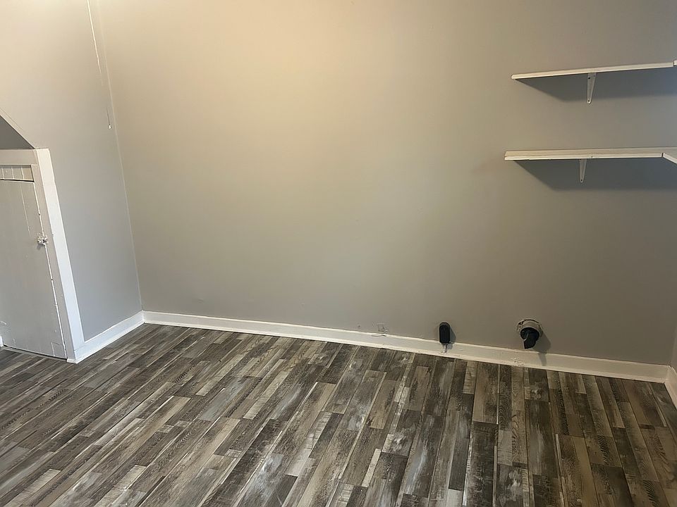1st image of 60 Winn Ave