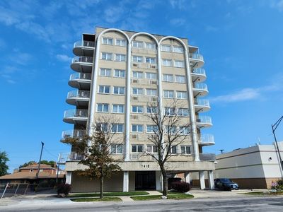 (Undisclosed Address), Elmwood Park, IL, 60707
