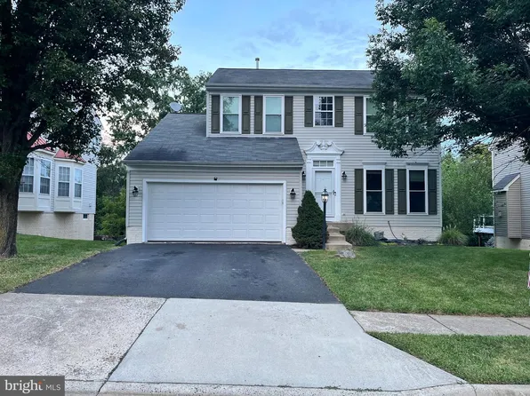 14112 Redstart Ct, Gainesville, VA 20155