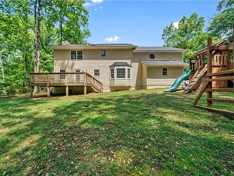 4752 Forest Glen Ct NE — Photo 26