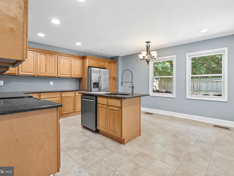 1457 Meetinghouse Rd — Photo 9