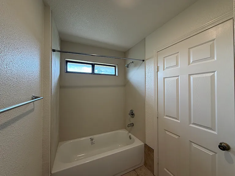 4827 State Highway 276 — Photo 15