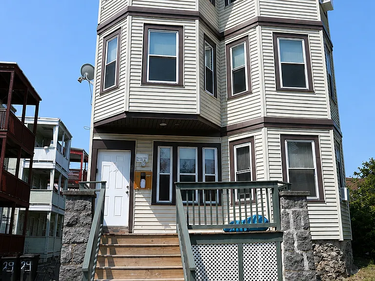 41 Payson Ave #2 — Photo 14