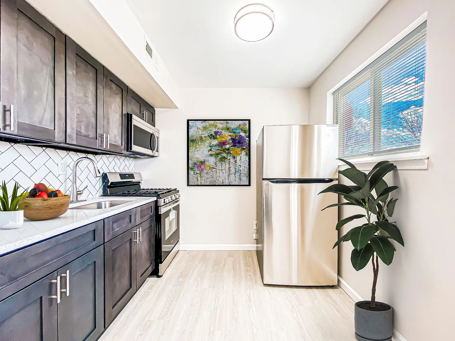 Michner Pointe Apartments — Photo 1