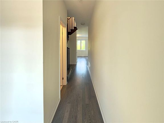 3rd image of 369 Starlight Ave