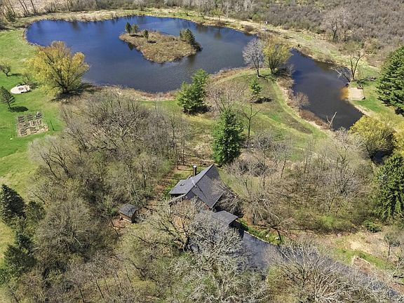 3rd image of 6635 Deerpath ROAD