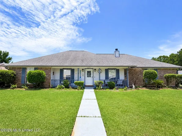 6625 Oakbrook Dr, Ocean Springs, MS 39564