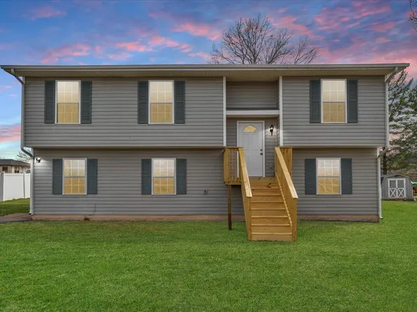 143 Clubhouse Dr, Roanoke, VA 24019