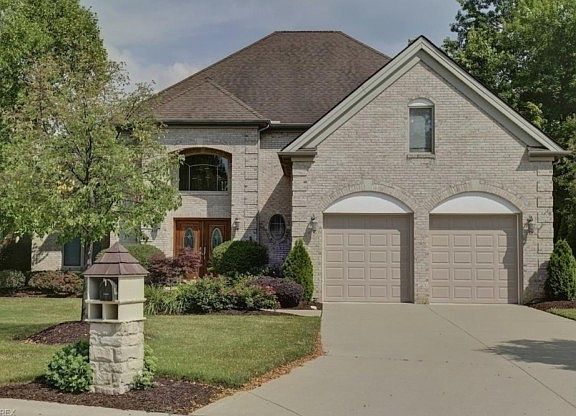 4th image of 33637 Saint Francis Dr