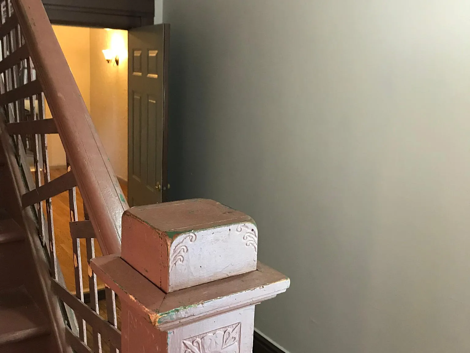 5 bed, 2500 sqft, $2,250 — Photo 2