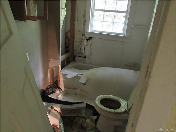 5th image of 213 Middle St #215