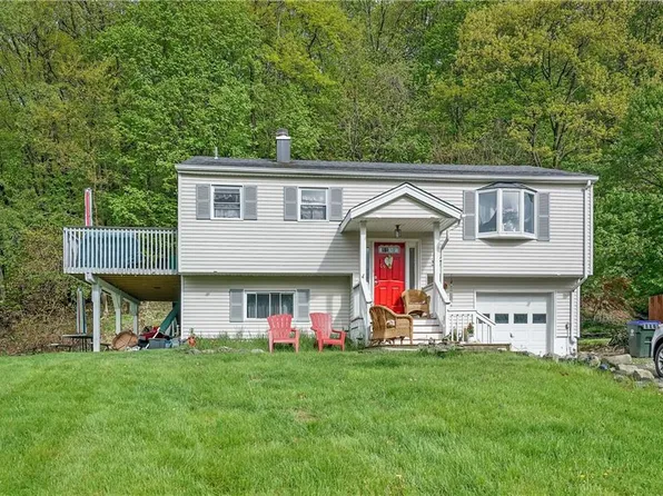 327 Lake Shore Dr, Monroe, NY 10950