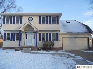 3327 Rahn Blvd, Bellevue, NE 68123
