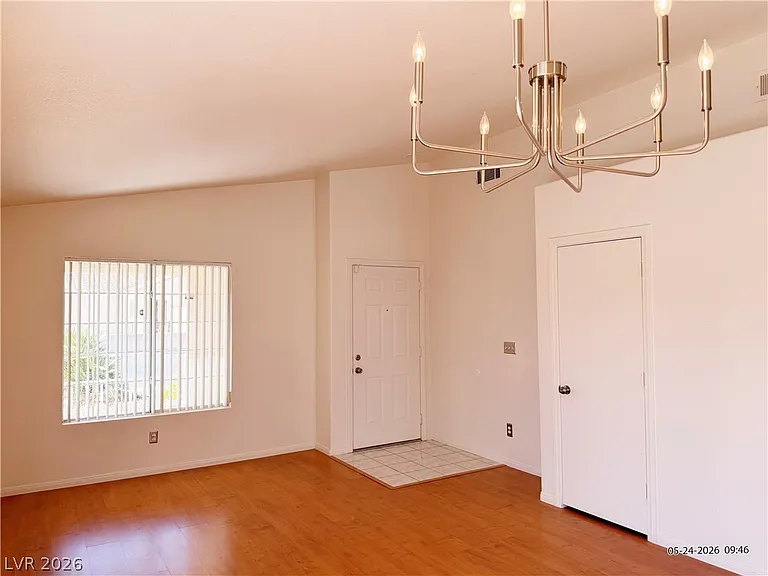 166 Windy Creek Ave — Photo 11
