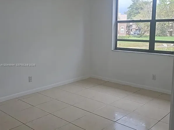9022 NW 28th Dr APT 2202, Coral Springs, FL 33065