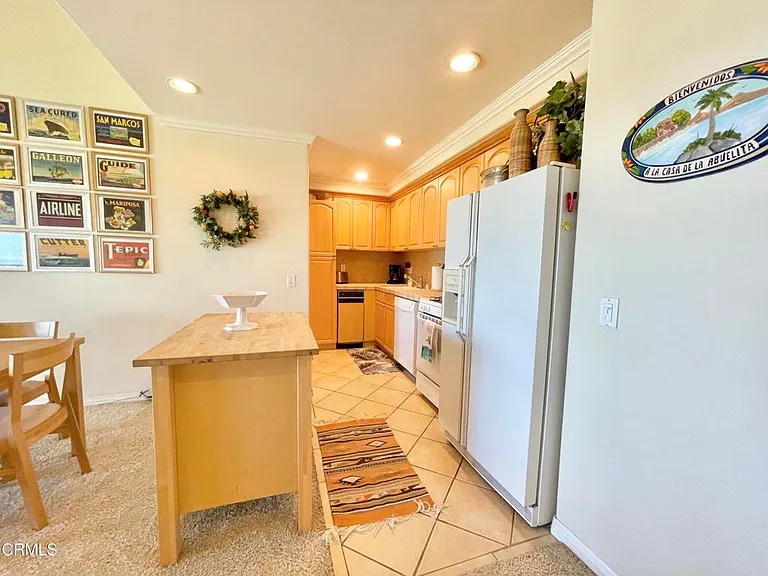 741 Reef Cir — Photo 5