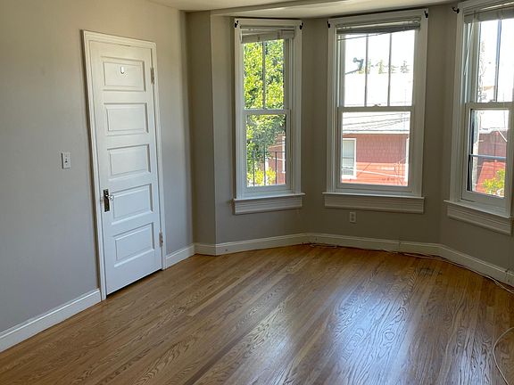 5th image of 4402 18th St #A