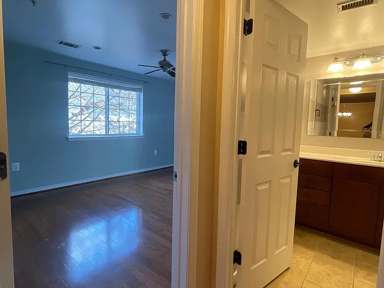 4061 S Four Mile Run Dr #301 — Photo 11