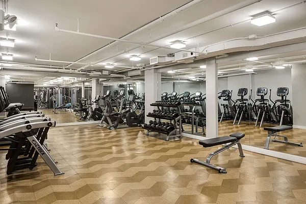 Sold by Compass | media 9