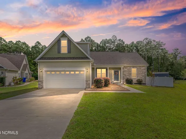 552 Stonehaven Court, Shallotte, NC 28470