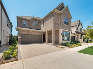 3126 Cliff Swallow Ln, Arlington, TX 76005