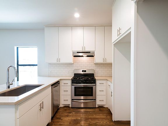 2nd image of 609 Boundary St #B