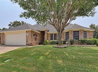 3408 Ledbetter Ct, Arlington, TX 76001